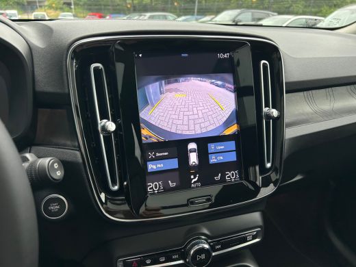 Volvo  XC40 1.5 T4 Plug-in hybrid Ultimate Dark | Panoramadak | Harman/Kardon | Leder | Camera | ActivLease financial lease