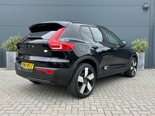 Volvo  XC40 1.5 T4 Plug-in hybrid Ultimate Dark | Panoramadak | Harman/Kardon | Leder | Camera | ActivLease financial lease