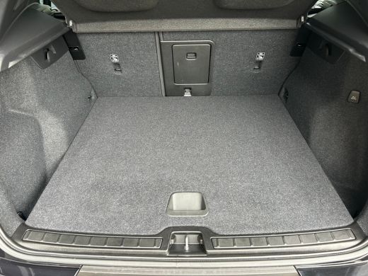 Volvo  XC40 1.5 T4 Plug-in hybrid Ultimate Dark | Panoramadak | Harman/Kardon | Leder | Camera | ActivLease financial lease