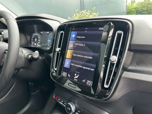 Volvo  XC40 1.5 T4 Plug-in hybrid Ultimate Dark | Panoramadak | Harman/Kardon | Leder | Camera | ActivLease financial lease