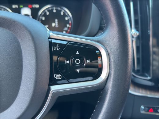 Volvo  XC60 2.0 B5 Inscription | Apple Carplay/Android Auto | Stoelverwarming | Cruise control | ActivLease financial lease
