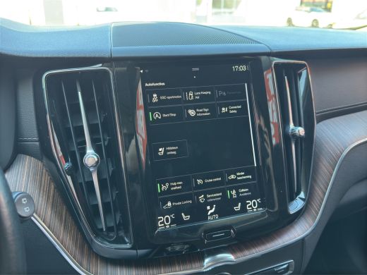 Volvo  XC60 2.0 B5 Inscription | Apple Carplay/Android Auto | Stoelverwarming | Cruise control | ActivLease financial lease