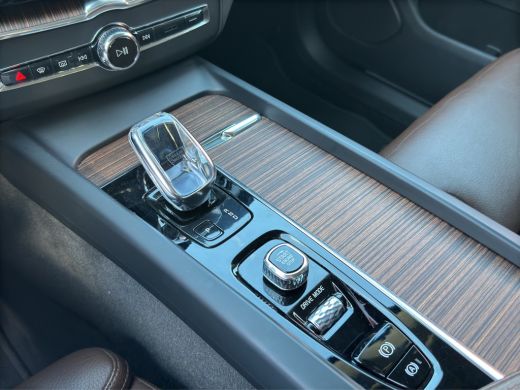 Volvo  XC60 2.0 B5 Inscription | Apple Carplay/Android Auto | Stoelverwarming | Cruise control | ActivLease financial lease