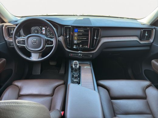 Volvo  XC60 2.0 B5 Inscription | Apple Carplay/Android Auto | Stoelverwarming | Cruise control | ActivLease financial lease