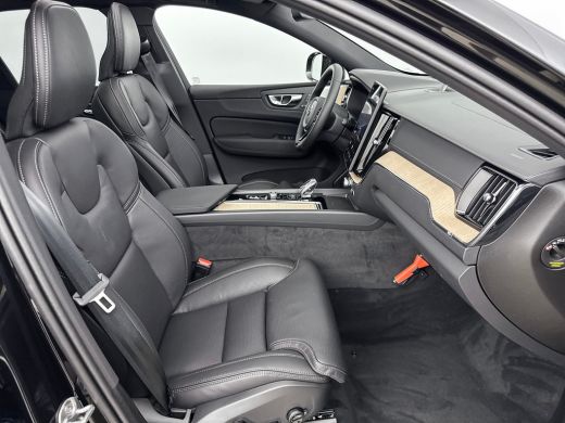 Volvo  XC60 T8 Plug-in hybrid AWD Ultra Dark Exec. Ed. | 22" | Heico Diffusor | Getint & Gelamineerd Glas | A... ActivLease financial lease