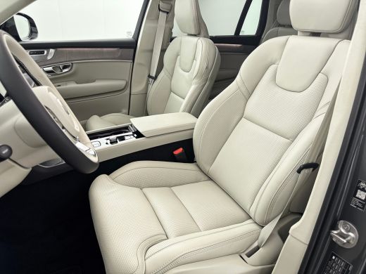 Volvo  XC90 T8 Recharge Ultra Dark Excecutive | 22" | Gelaagd & Getint Glas | Luchtvering | Geventileerd Napp... ActivLease financial lease