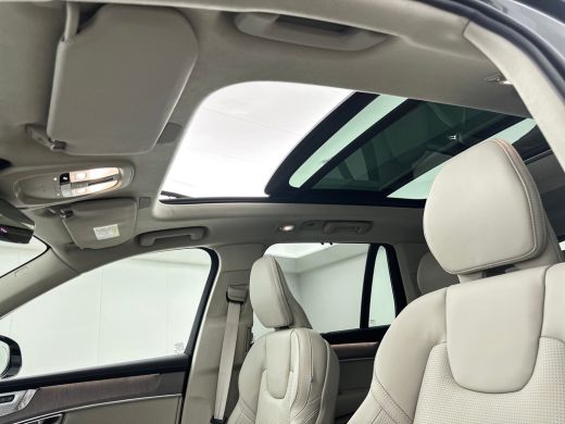 Volvo  XC90 T8 Recharge Ultra Dark Excecutive | 22" | Gelaagd & Getint Glas | Luchtvering | Geventileerd Napp... ActivLease financial lease