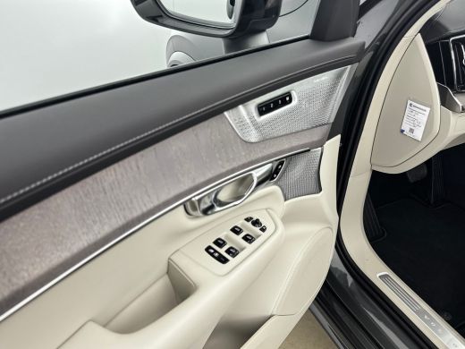 Volvo  XC90 T8 Recharge Ultra Dark Excecutive | 22" | Gelaagd & Getint Glas | Luchtvering | Geventileerd Napp... ActivLease financial lease