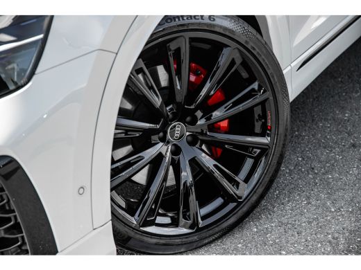 Audi Q8 55 TFSI e quattro Pro Line | Panoramadak | Nachtzichtassistent | B&O | Vierwielbesturing | HUD | ActivLease financial lease