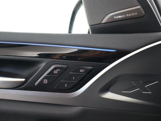 BMW iX3 HIGH EXECUTIVE 80 kWh + TREKHAAK | PANORAMA | 360 CAMERA | ADAPTIVE CRUISE | SFEERVERLICHTING ActivLease financial lease