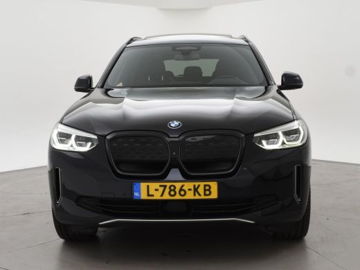 BMW iX3 HIGH EXECUTIVE 80 kWh + TREKHAAK | PANORAMA | 360 CAMERA | ADAPTIVE CRUISE | SFEERVERLICHTING ActivLease financial lease