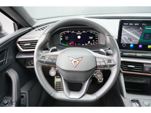 CUPRA Leon Sportstourer 1.4 e-Hybrid 245pk VZ Performance | Panoramadak | Camera | Stuur & Stoelverwarming | Bestuurderss... ActivLease financial lease