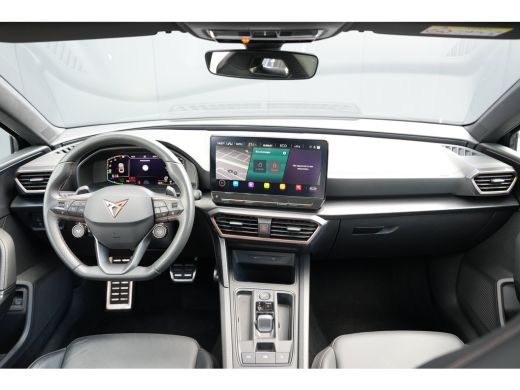 CUPRA Leon Sportstourer 1.4 e-Hybrid 245pk VZ Performance | Panoramadak | Camera | Stuur & Stoelverwarming | Bestuurderss... ActivLease financial lease