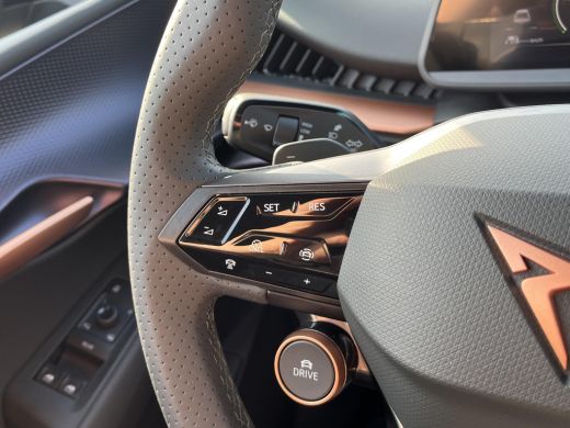 CUPRA Tavascan Endurance 82 kWh | 99% SOH | Warmtepomp | Winterpakket | ACC | Trekhaakvoorbereiding | 210Kw | ActivLease financial lease