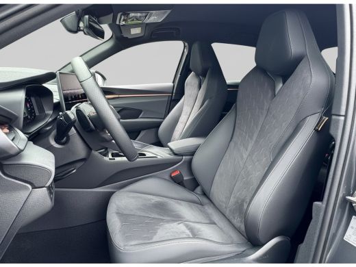 CUPRA Terramar 1.5 eTSI 150PK BUSINESS HEAD-UP/NAVI/CAMERA/LEDER MATRIX ActivLease financial lease