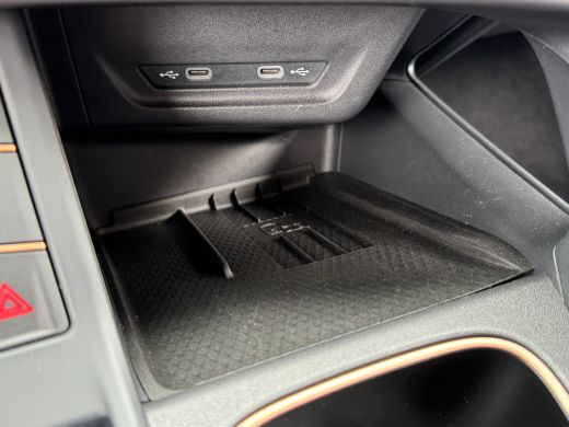 CUPRA Terramar 1.5 eTSI 150PK BUSINESS HEAD-UP/NAVI/CAMERA/LEDER MATRIX ActivLease financial lease
