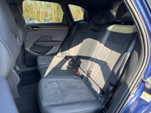 CUPRA Terramar 1.5 eTSI 150PK DSG BUSINESS HEAD-UP/NAVI/CAMERA/LEDER/ MATRIX/ ActivLease financial lease