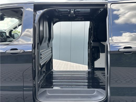 Ford E-Transit Custom 71 kWh FULL ELECTRIC / L2H1 / ** NIEUW ** / 2.057 KM / 2x ELEKTRISCHE SCHUIFDEUREN / CAMERA / ECC... ActivLease financial lease