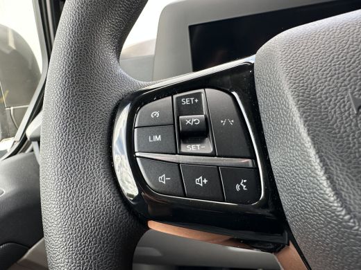 Ford E-Transit Custom 71 kWh FULL ELECTRIC / L2H1 / ** NIEUW ** / 2.057 KM / 2x ELEKTRISCHE SCHUIFDEUREN / CAMERA / ECC... ActivLease financial lease