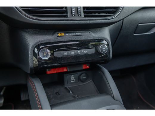 Ford Kuga 2.5 PHEV ST-Line | Adaptive Cruise | 360 Camera | BLIS | Panoramadak | Trekhaak ActivLease financial lease