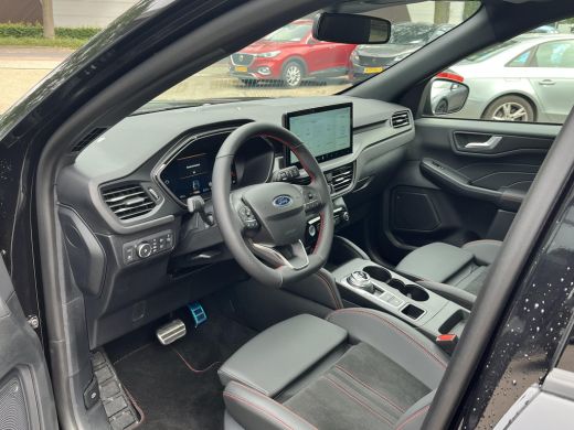 Ford Kuga 2.5 PHEV ST-Line X NIEUWE AUTO! | WINTERPACK | SNEL LEVERBAAR | BTW VERREKENBAAR ActivLease financial lease