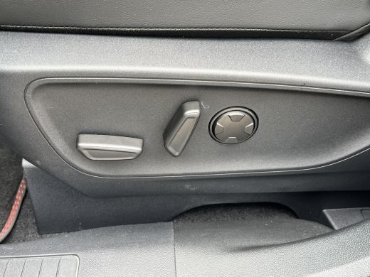 Ford Kuga 2.5 PHEV ST-Line X NIEUWE AUTO! | WINTERPACK | SNEL LEVERBAAR | BTW VERREKENBAAR ActivLease financial lease