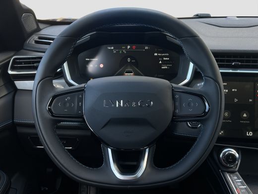 Lynk & Co 01 1.5 261PK | Zwarte Hemelbekleding | SOH 99,88% | 360 camera | Pano | Adap. Cruise ActivLease financial lease