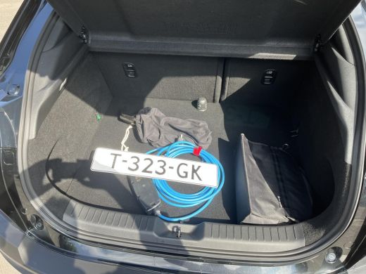 Mazda MX-30 e-SkyActiv EV 145 Advantage 36 kWh | Trekhaak / Fietsendrager | ActivLease financial lease