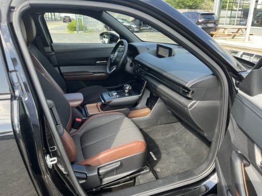 Mazda MX-30 e-SkyActiv EV 145 Advantage 36 kWh | Trekhaak / Fietsendrager | ActivLease financial lease
