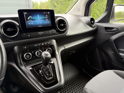 Mercedes-Benz eCitan 112 Pro L2H1 / 51 kWh / RIJKLAAR !! / 3.369 KM / High Performance LED-koplampen / CAMERA / ECC / ... ActivLease financial lease