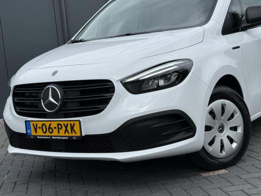 Mercedes-Benz eCitan 112 Pro L2H1 / 51 kWh / RIJKLAAR !! / 3.369 KM / High Performance LED-koplampen / CAMERA / ECC / ... ActivLease financial lease
