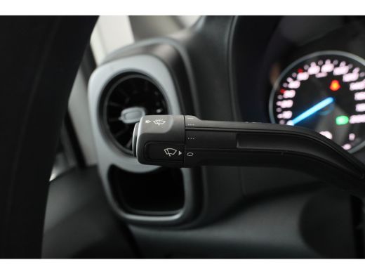 Mercedes-Benz eVito eVito 112 L2 60 kWh Direct leverbaar! ActivLease financial lease