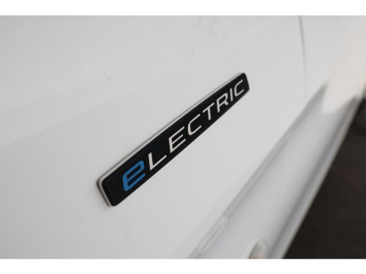 Mercedes-Benz eVito eVito 112 L2 60 kWh Direct leverbaar! ActivLease financial lease