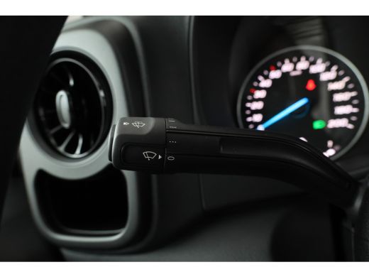 Mercedes-Benz eVito eVito 112 L2 60 kWh Direct leverbaar! ActivLease financial lease