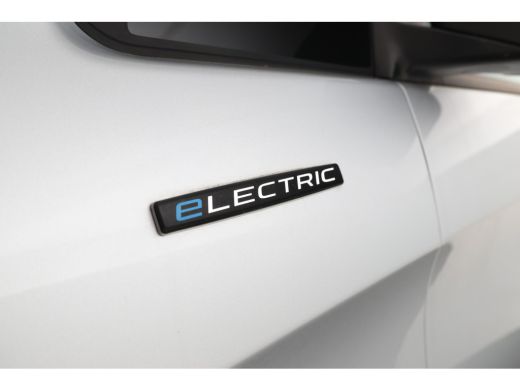 Mercedes-Benz eVito eVito 112 L2 60 kWh Direct leverbaar! ActivLease financial lease