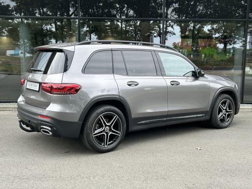 Mercedes-Benz GLB 200 AMG // Trekhaak // 360 Camera // Nightpakket // Carplay // Augmented Reality // 19" AMG Velgen ActivLease financial lease