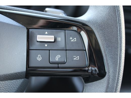 Opel Combo-e 50kWh 136 PK | 8 JAAR GARANTIE | CAMERA | BETIMMERING | APPLE CARPLAY/ANDROID AUTO | ActivLease financial lease