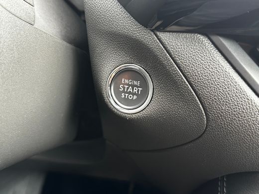 Opel Grandland 1.2 Turbo 130 PK Level 4 | TREKHAAK AFNB.| STOEL, STUUR EN VOORRUITVERWARMING| MATRIX LED| AGR CO... ActivLease financial lease