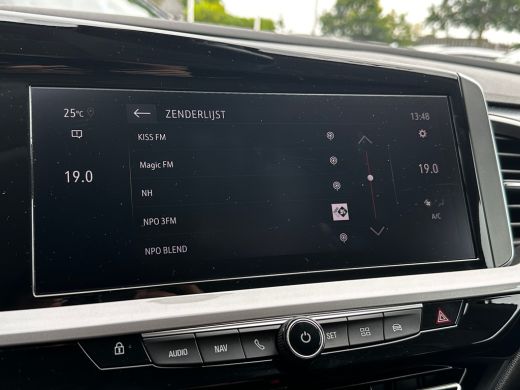 Opel Grandland 1.2 Turbo 130 PK Level 4 | TREKHAAK AFNB.| STOEL, STUUR EN VOORRUITVERWARMING| MATRIX LED| AGR CO... ActivLease financial lease