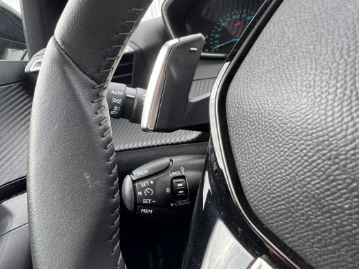 Peugeot 2008 1.2 Hybrid 136PK Style Automaat | Draadloze Apple Carplay / Android Auto | Dab Ontvanger | Cruise... ActivLease financial lease