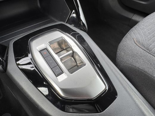 Peugeot 2008 1.2 Hybrid 136PK Style Automaat | Draadloze Apple Carplay / Android Auto | Dab Ontvanger | Cruise... ActivLease financial lease