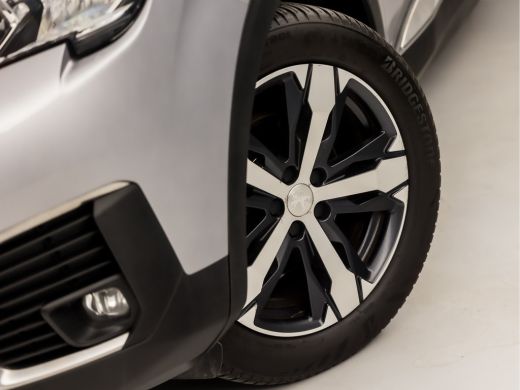 Peugeot 5008 1.2 PureTech Sport 7 Persoons Automaat (APPLE CARPLAY, GROOT NAVI, LEDER, KEYLESS, DRIVE MODE, SP... ActivLease financial lease