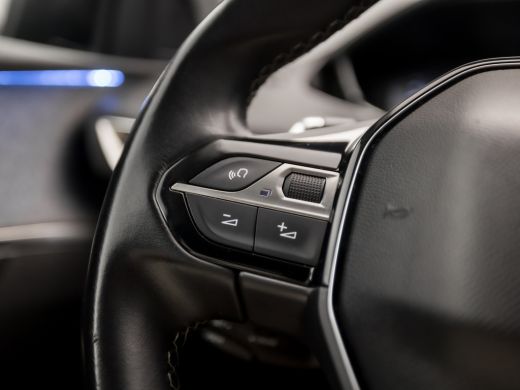 Peugeot 5008 1.2 PureTech Sport 7 Persoons Automaat (APPLE CARPLAY, GROOT NAVI, LEDER, KEYLESS, DRIVE MODE, SP... ActivLease financial lease
