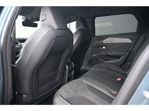 Peugeot e-308 GT 58kWh tot 8 Jaar Garantie! | Navigatie | Achteruitrijcamera | Alcantara | Draadloos Apple Carp... ActivLease financial lease
