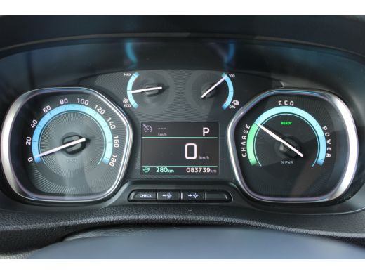 Peugeot e-Expert 75 kWh | CAMERA | BETIMMERING | SIDE + BACK BARS | APPLE CARPLAY/ANDROID AUTO | ActivLease financial lease