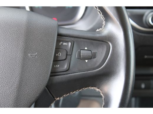 Peugeot e-Expert 75 kWh | CAMERA | BETIMMERING | SIDE + BACK BARS | APPLE CARPLAY/ANDROID AUTO | ActivLease financial lease