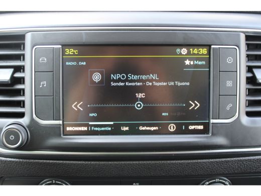 Peugeot e-Expert 75 kWh | CAMERA | BETIMMERING | SIDE + BACK BARS | APPLE CARPLAY/ANDROID AUTO | ActivLease financial lease