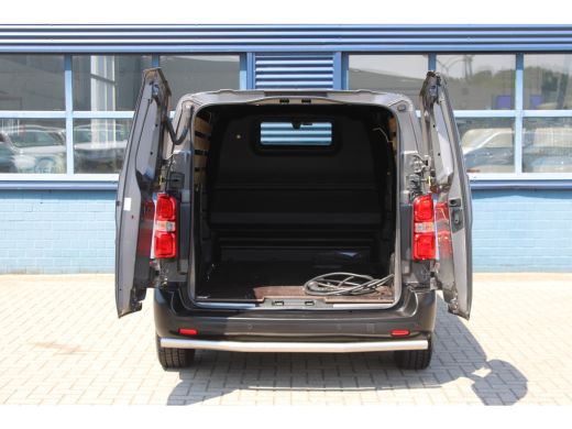 Peugeot e-Expert 75 kWh | CAMERA | BETIMMERING | SIDE + BACK BARS | APPLE CARPLAY/ANDROID AUTO | ActivLease financial lease