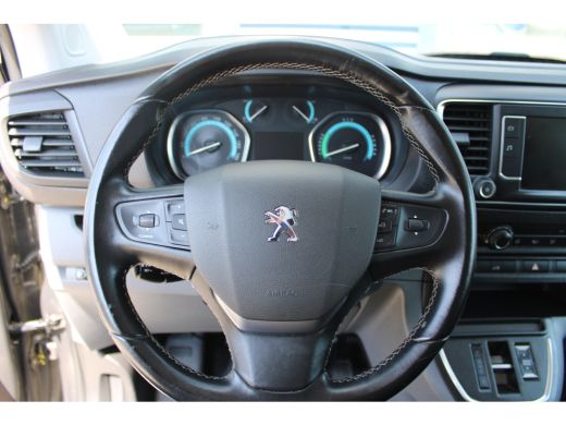 Peugeot e-Expert L2 75 kWh | CAMERA | BETIMMERING | SIDE + BACK BARS | APPLE CARPLAY/ANDROID AUTO | ActivLease financial lease