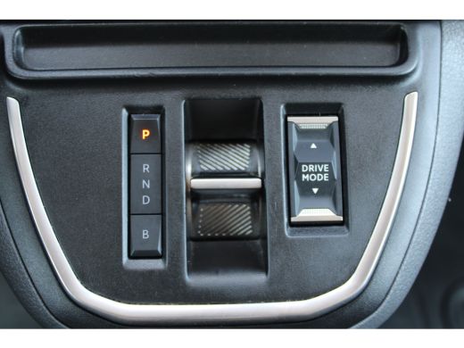 Peugeot e-Expert L2 75 kWh | CAMERA | BETIMMERING | SIDE + BACK BARS | APPLE CARPLAY/ANDROID AUTO | ActivLease financial lease